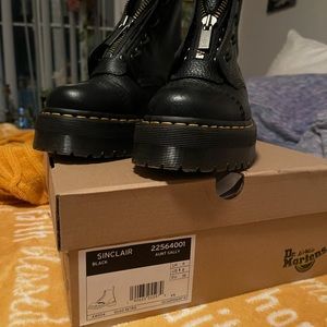 Dr. martens Sinclair Black Leather Boot Worn Twice